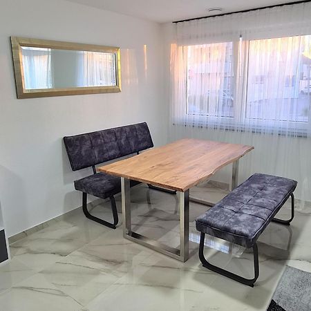 FDH Mendoza Ferienwohnung Ailingen מראה חיצוני תמונה