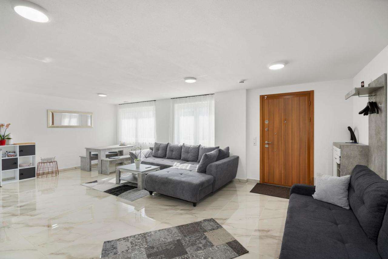 FDH Mendoza Ferienwohnung Ailingen מראה חיצוני תמונה