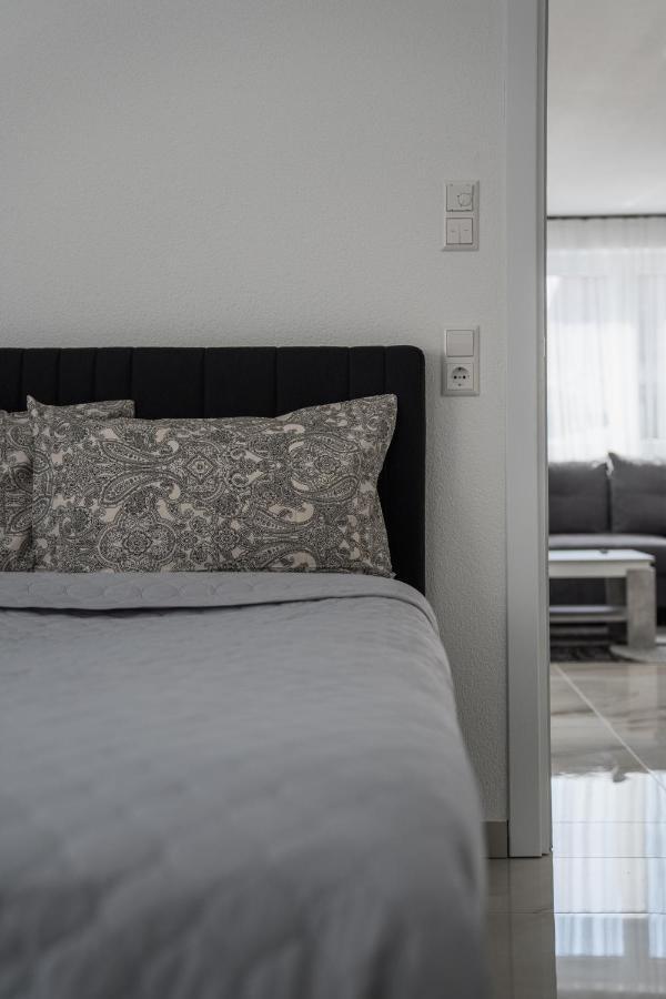 FDH Mendoza Ferienwohnung Ailingen מראה חיצוני תמונה